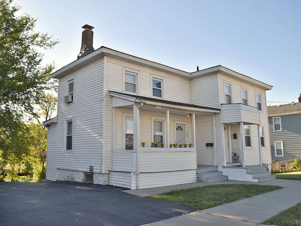 1st image of 512 S River St