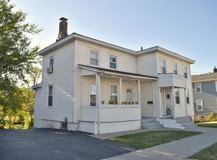 512 S River St, Aurora, IL 60506