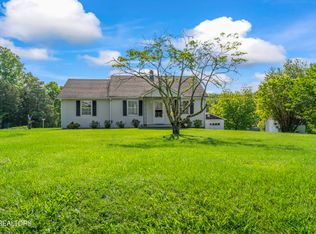 7518 Clapps Chapel Rd, Corryton, TN 37721