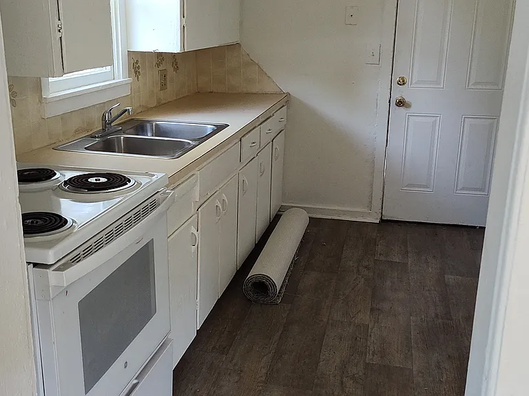 814 N Sheridan Ave — Photo 8