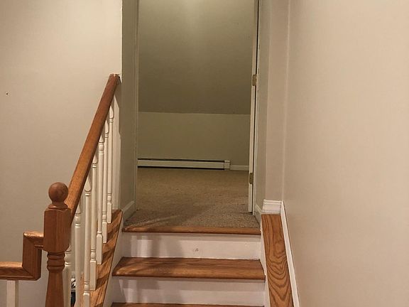 4th image of 75 Cedar St