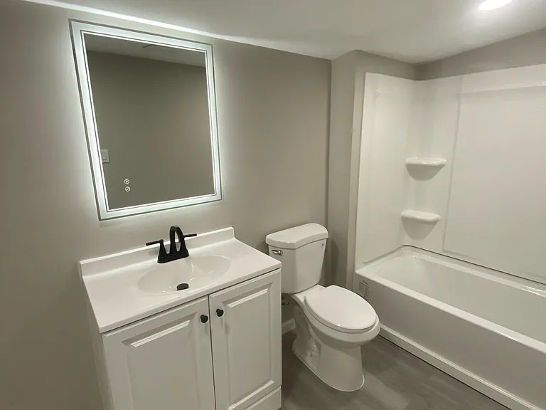 222 S Walnut St #1 — Photo 8