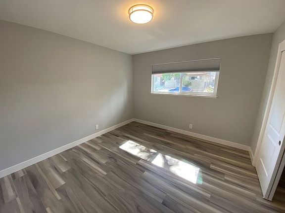 3rd image of 859 Bing Dr