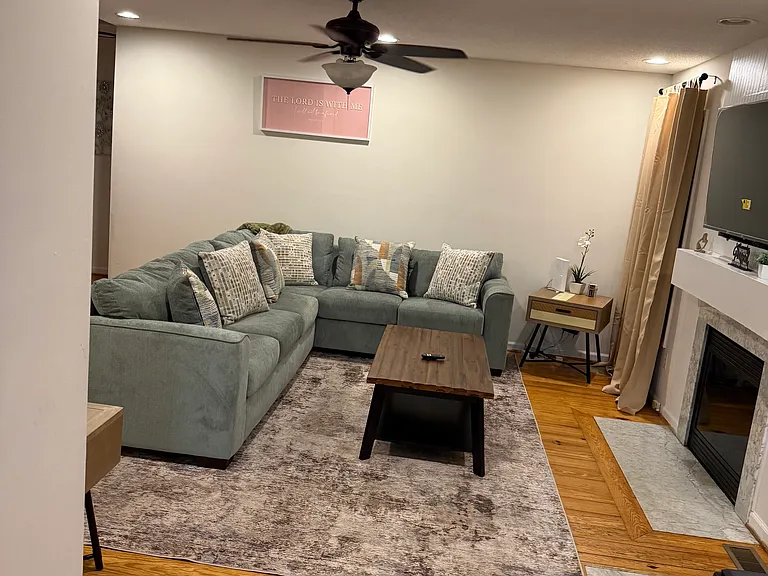 411 Fletcher Ln — Photo 8