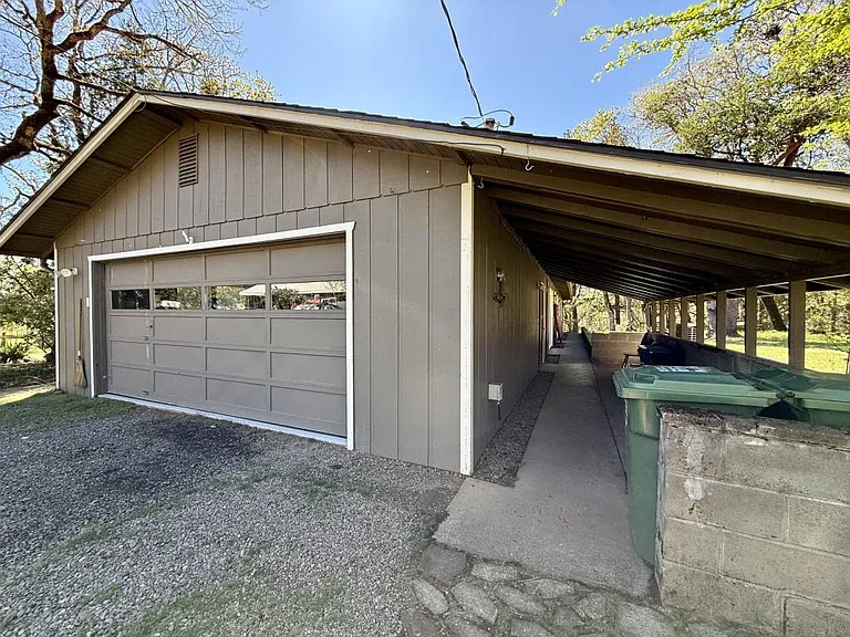 9042 Monument Dr — Photo 25