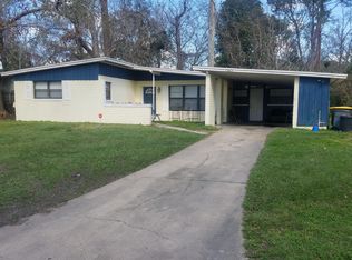 7023 Cherbourg Ave N, Jacksonville, FL 32205
