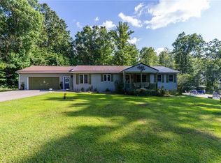 2279 Leesburg Grove City Rd, Mercer, PA 16137