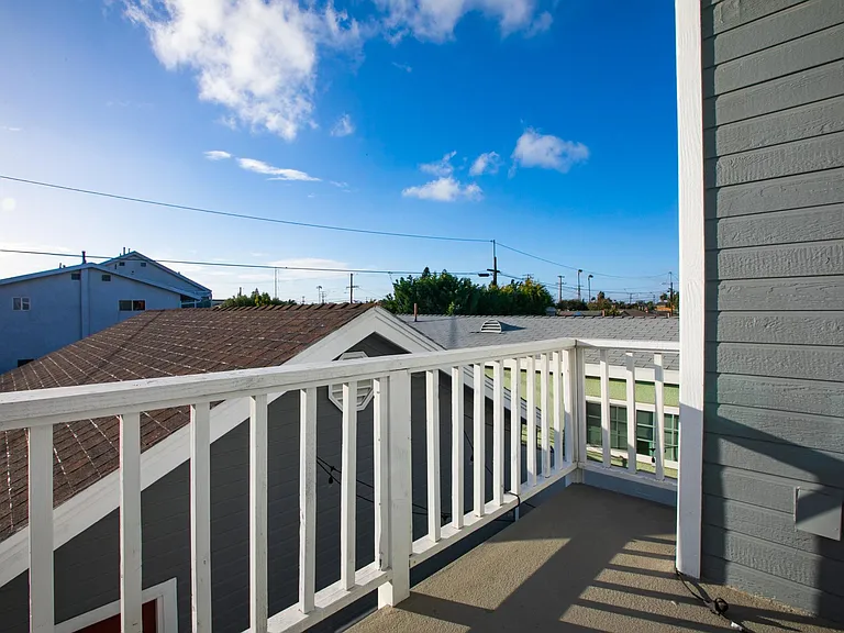 14929 Grevillea Ave — Photo 44