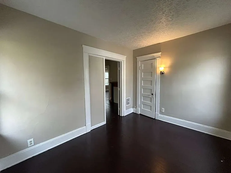 750 E 96th St #1 — Photo 14