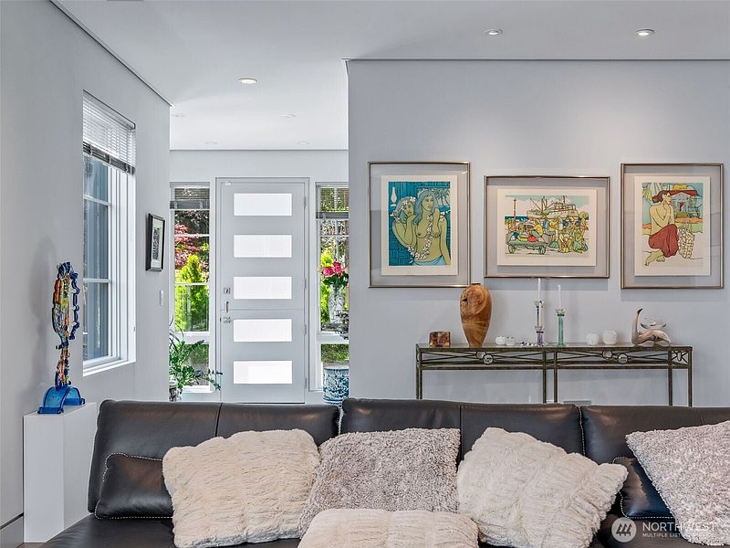 5th image of 302 T Street