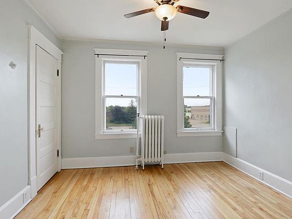 5th image of 1284 Taylor Ave