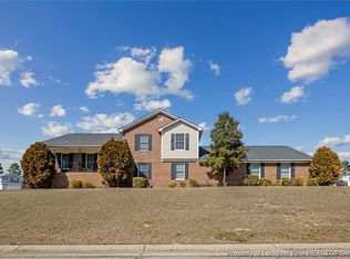 4004 Thorton St, Hope Mills, NC 28348