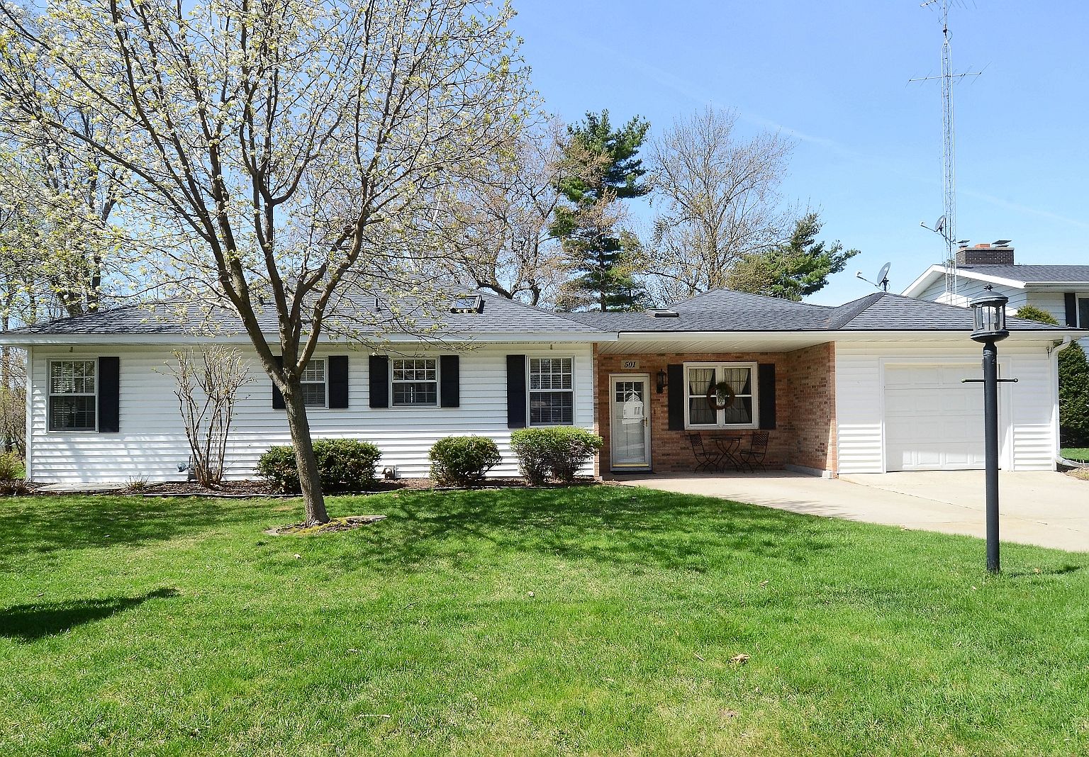 501 Breezy Point Dr, Pardeeville, WI 53954 Zillow