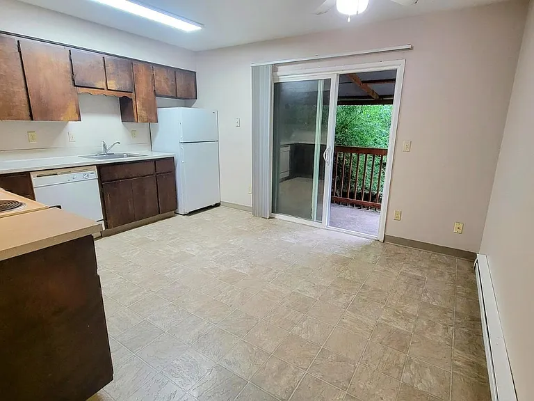3110 NE 7th Ct #3110 — Photo 4