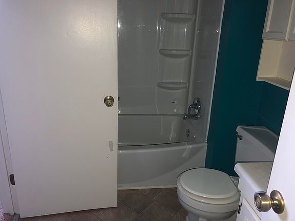 5th image of 8500 Olde Colony Trl APT 14