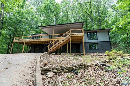 206 Newcomb Rd Photo 1