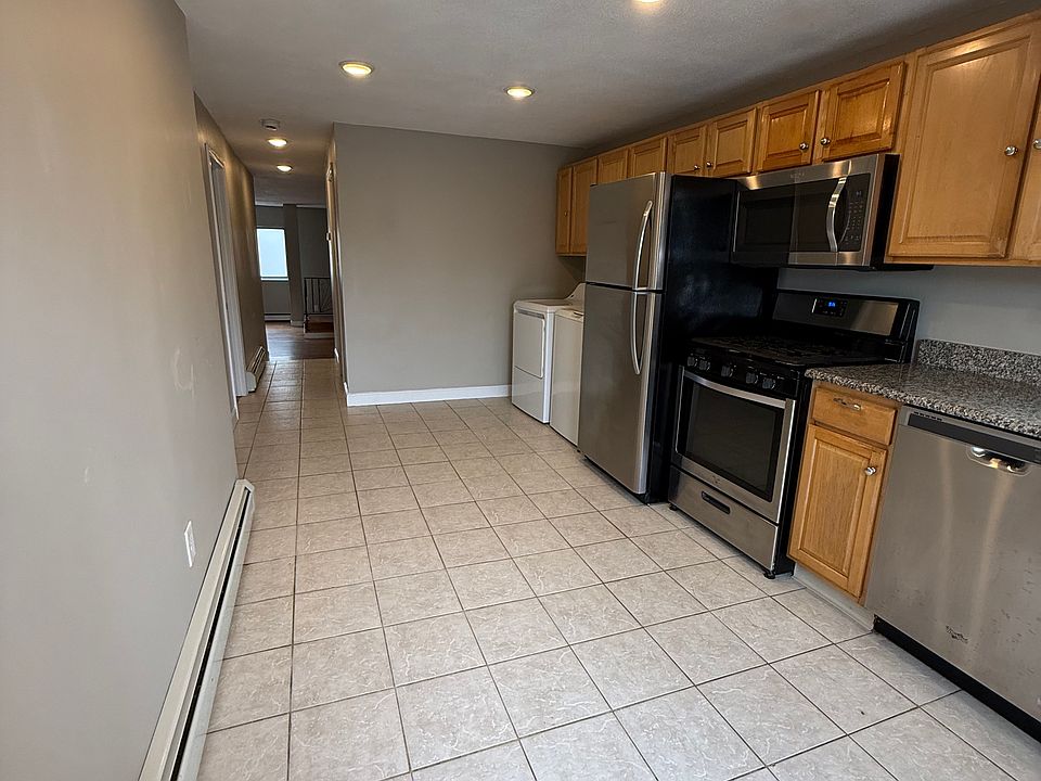1st image of 295 Shirley St #1