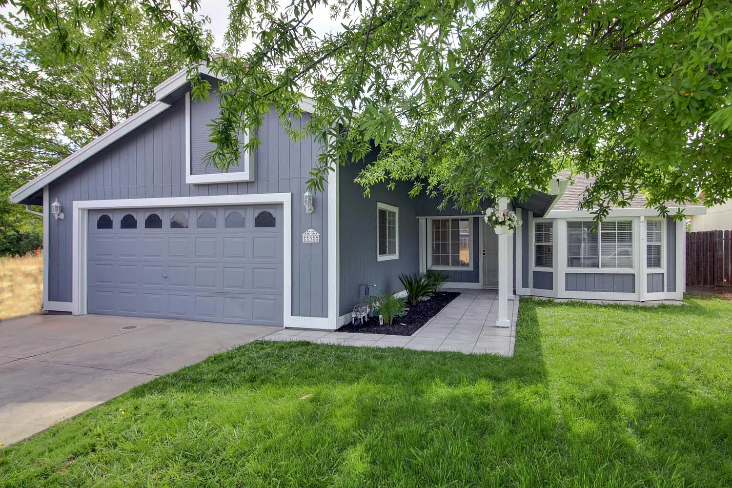 3 Regis Ct photo 1
