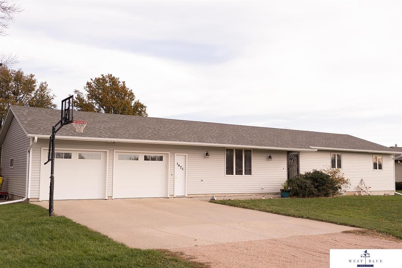 1420 F St, Utica, NE 68456 Zillow