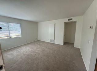 1327 Massachusetts Ave, Riverside, CA 92507