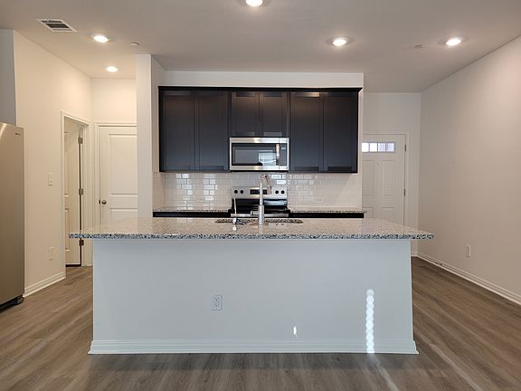 3rd image of 1850 Settlers Glen Dr #304