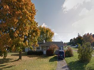 5510 Mary Sue St, Clarkston, MI 48346