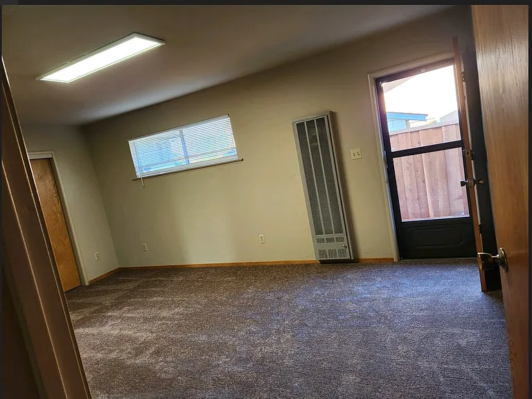 4th Bedroom/Office/Extra Room
