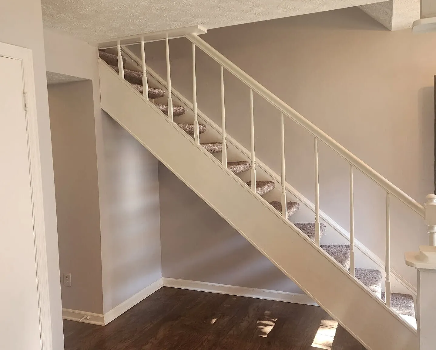 2 bed, 1.5 bath, 1152 sqft, $1,350 — Photo 3