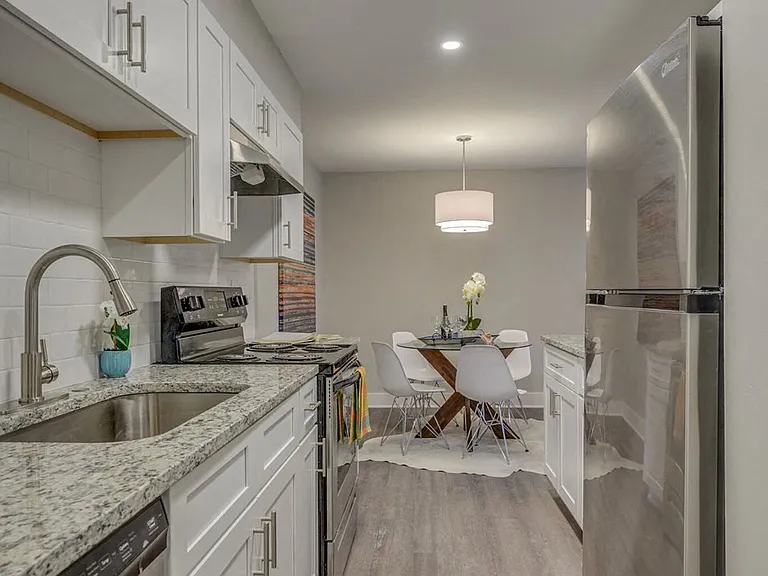 The Pointe at Bailey Cove — Photo 6