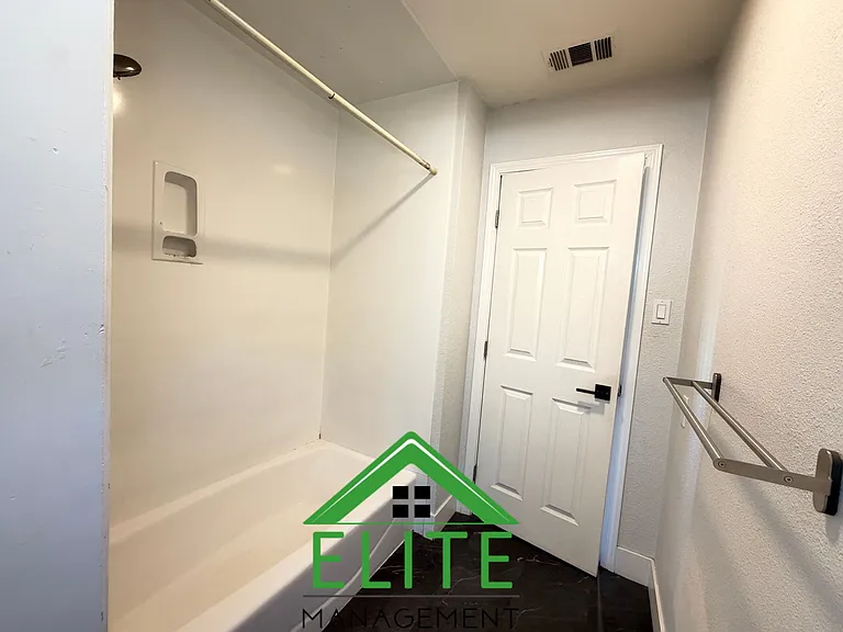 1701 Fruitridge Rd — Photo 9