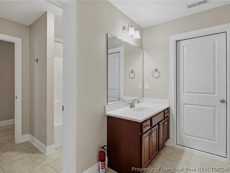 138 Valley Pines Cir — Photo 26