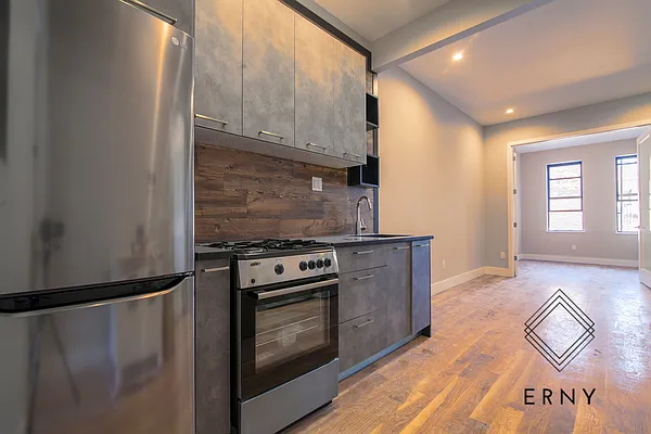 Rented by ERNY LLC | media 2