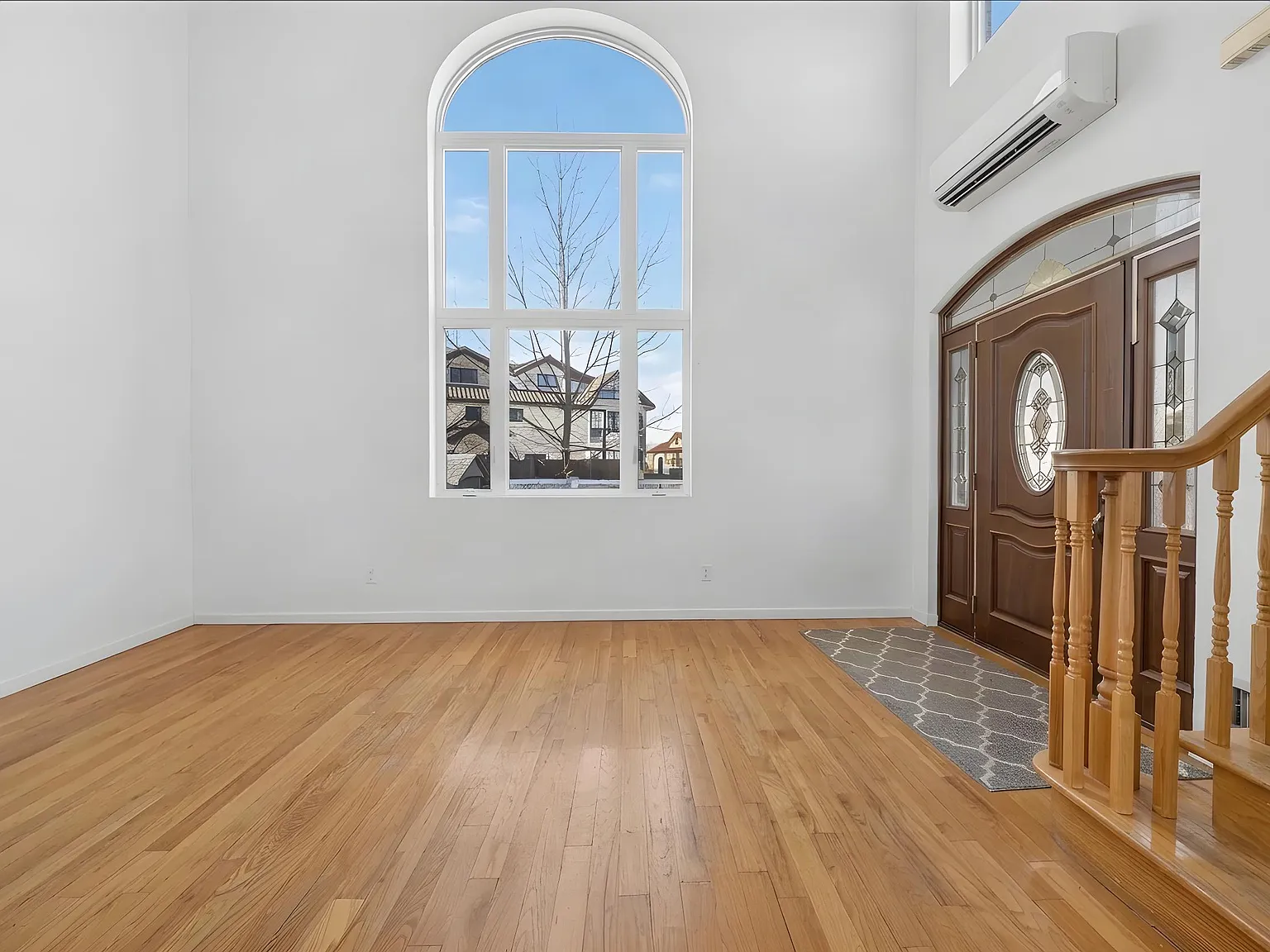 3 bed, 1412 sqft, $3,980 — Photo 2