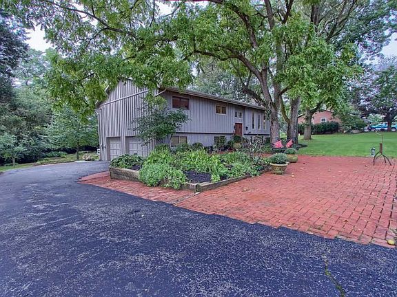 2nd image of 59 Grandview Dr