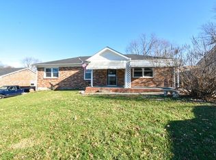 104 Briarwood Dr, Nicholasville, KY 40356