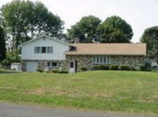 4632 Yates Rd, Bensalem, PA 19020