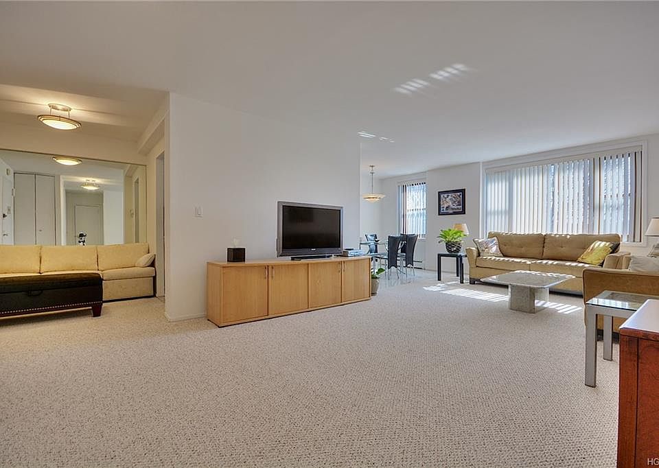 1st image of 35 Stewart Pl APT 405