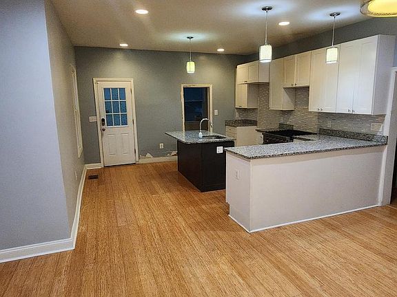 4th image of 3707 Liberty Heights Ave