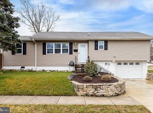 30 N Bellmawr Ave, Bellmawr, NJ 08031