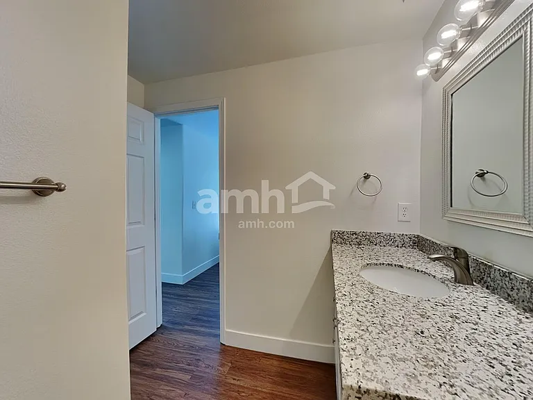 1318 SW 176th Ter — Photo 17