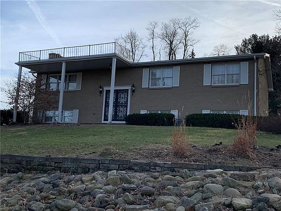 2nd image of 368 Balazia Ave