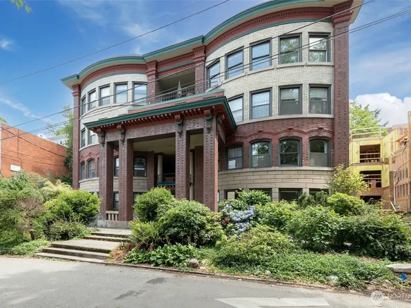 626 13th Avenue E, Seattle, WA 98102