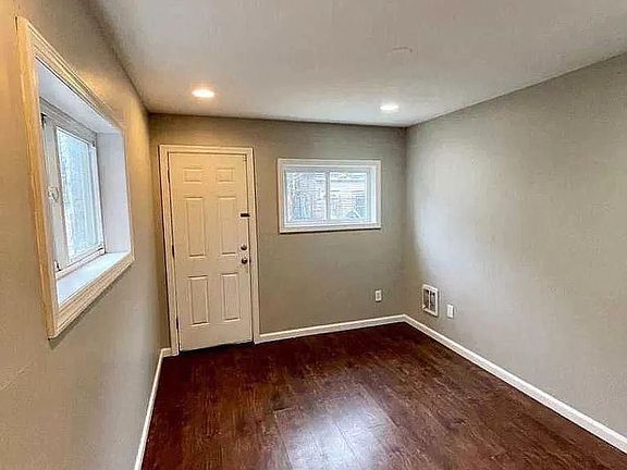 3rd image of 1930 E Atlantic St Floor 2