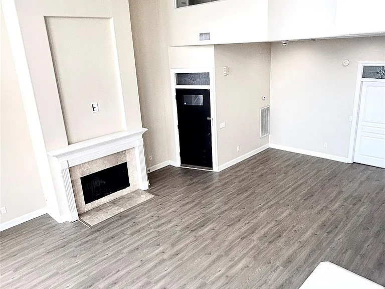 807 Kipp Ave #C — Photo 26