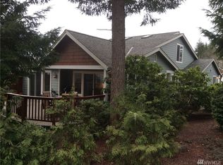 91 E Soderberg Rd #E-13, Allyn, WA 98524