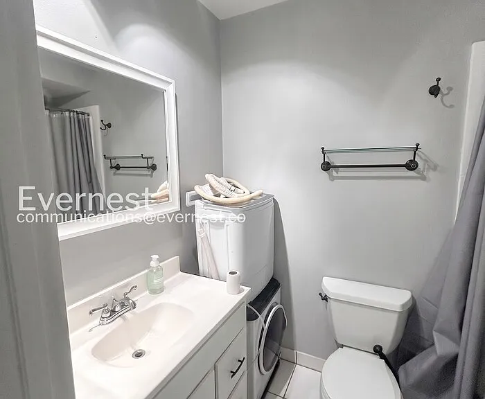 935 Saturn Dr #106 — Photo 8