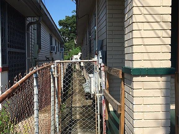 2nd image of 513-15 Leboeuf St