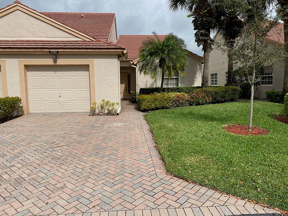 1st image of 7767 Silver Lake Dr