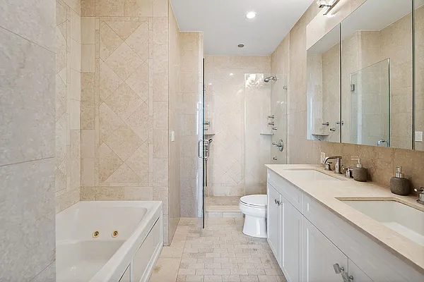 Rented by Keller Williams Realty Gold Coast | media 12