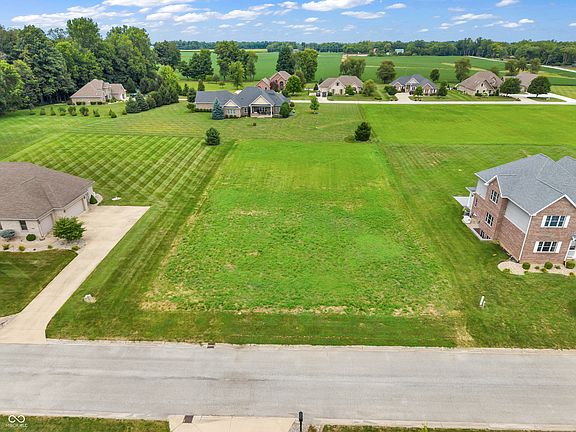 3rd image of 6076 Bluegrass Rd